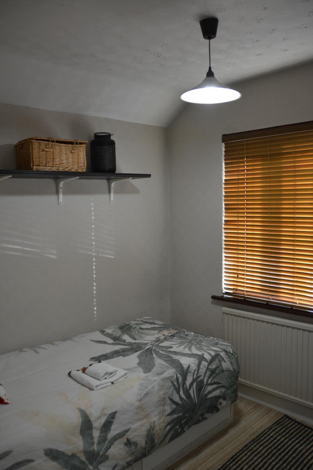 Cozy, Modern, Spacious 4 Bedroom House In London Romford Ngoại thất bức ảnh