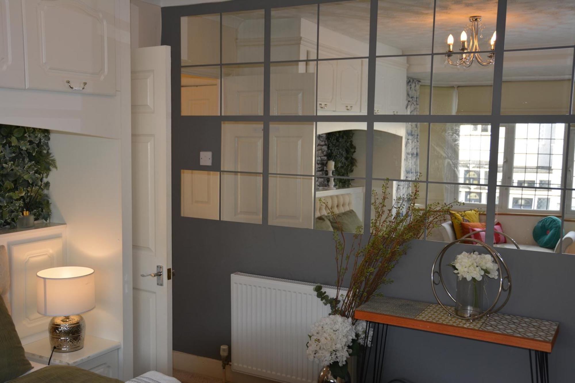 Cozy, Modern, Spacious 4 Bedroom House In London Romford Ngoại thất bức ảnh